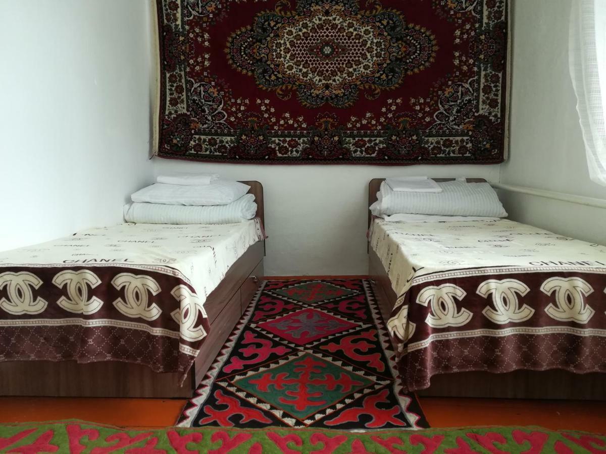 Horseback Holiday At Kyzart Village Dzhangyaryk Exterior photo